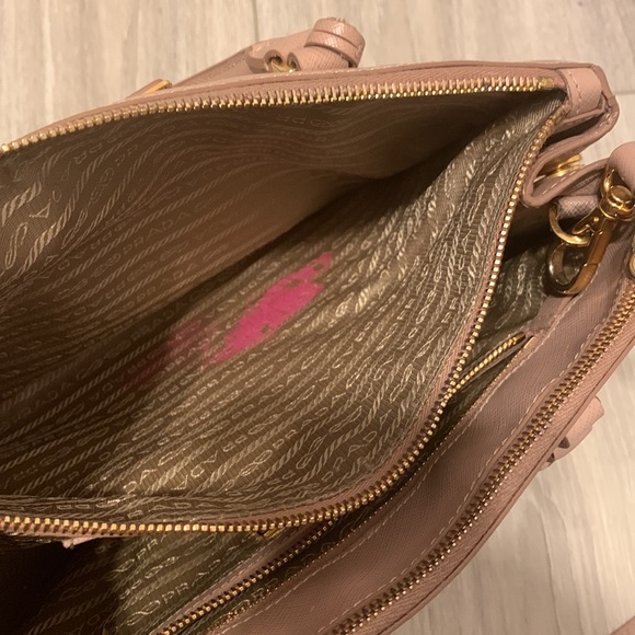 Prada Saffiano Lux Galleria Double-Zip Tote Cammeo - Picture 14 of 16